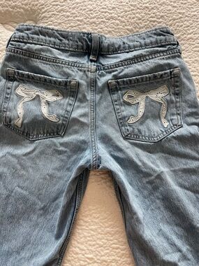 Hollister Light Blue Low-Rise Loose Denim Jeans - Eyelet Bows